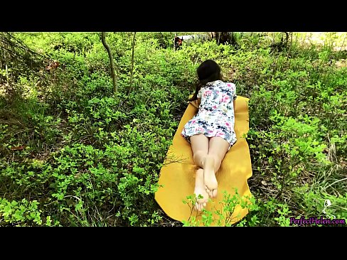 ❤️ Tinder تي اجنبي منهنجي بلي کي مشت زنی ڪري ٿو ۽ جنگل ۾ شوق سان چوندو آهي ❤️❌  جنس